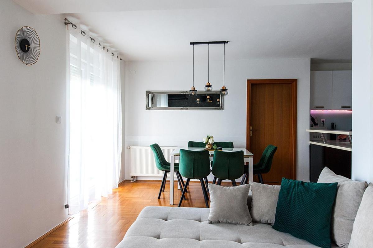 Arena Apartment โอซีเยก ภายนอก รูปภาพ