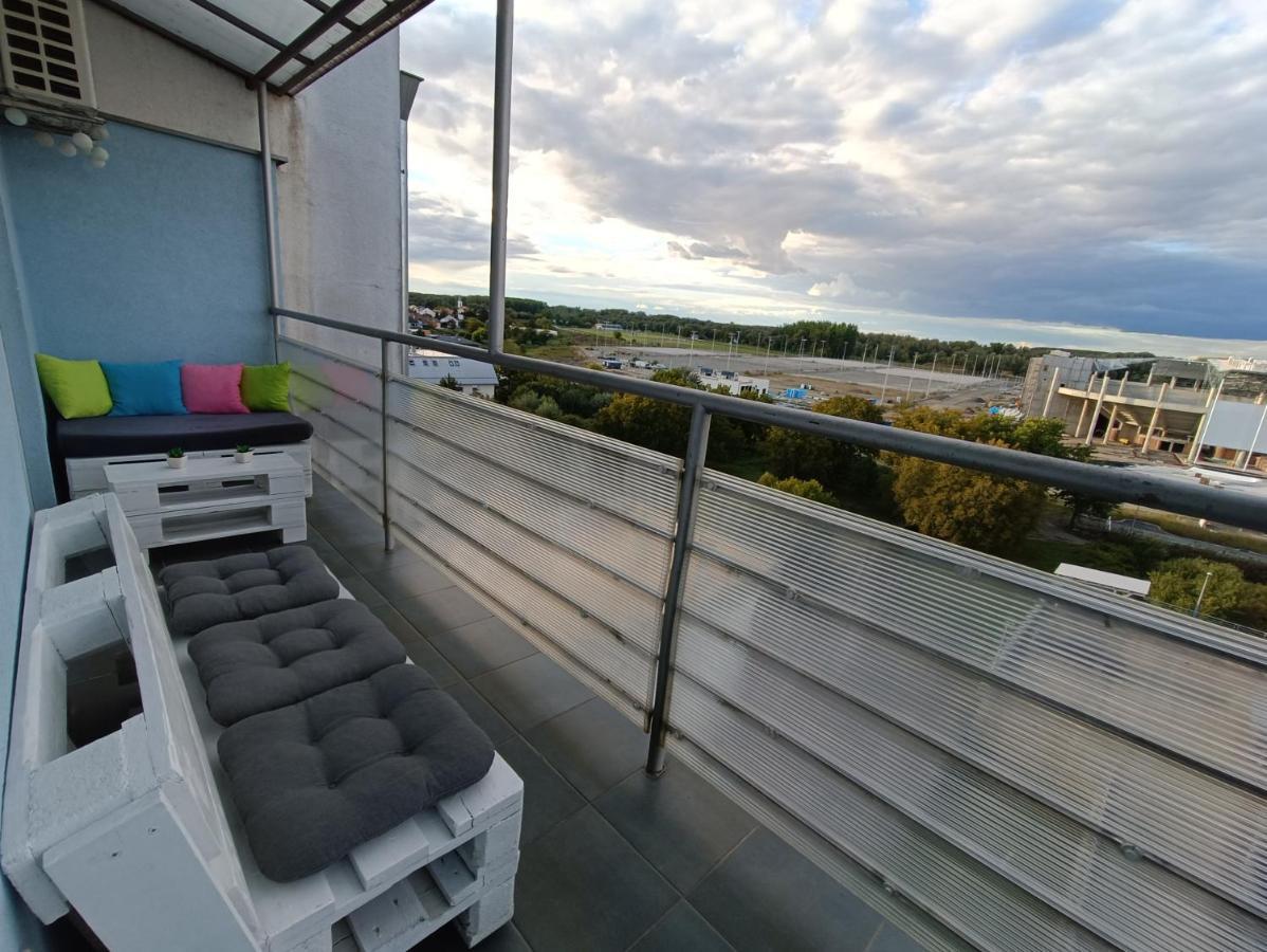 Arena Apartment โอซีเยก ภายนอก รูปภาพ