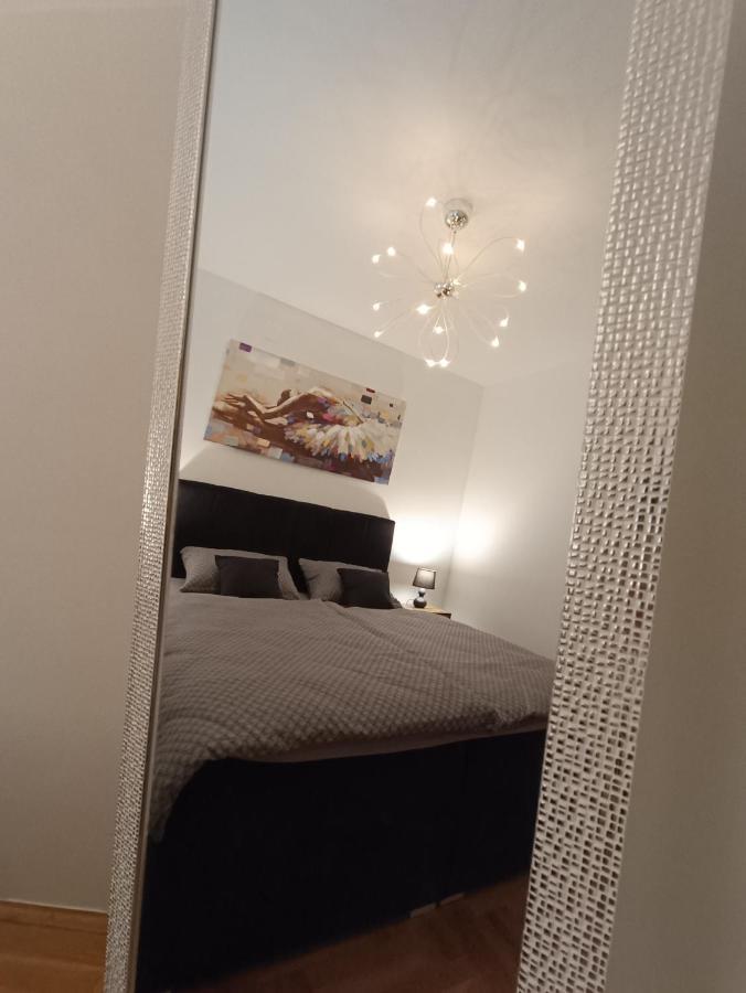Arena Apartment โอซีเยก ภายนอก รูปภาพ