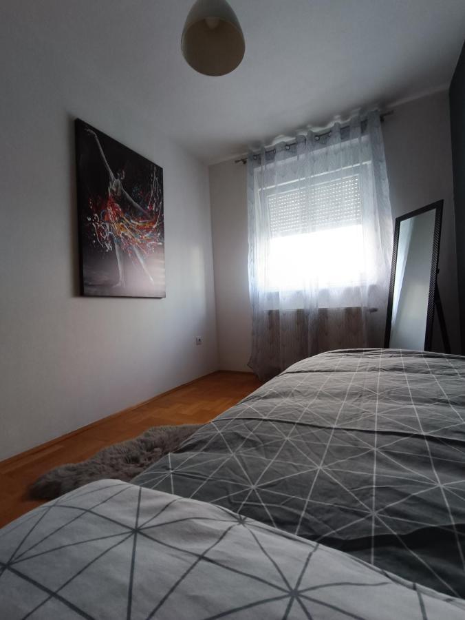 Arena Apartment โอซีเยก ภายนอก รูปภาพ