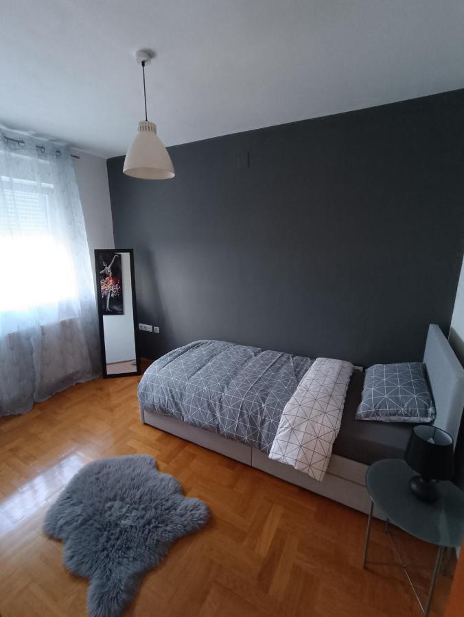 Arena Apartment โอซีเยก ภายนอก รูปภาพ