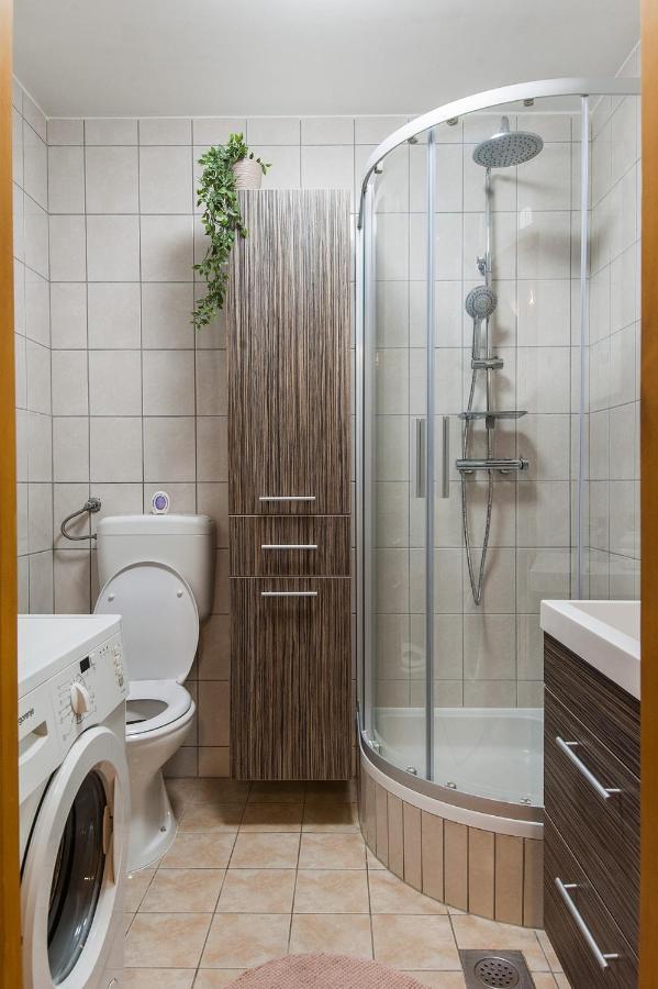 Arena Apartment โอซีเยก ภายนอก รูปภาพ
